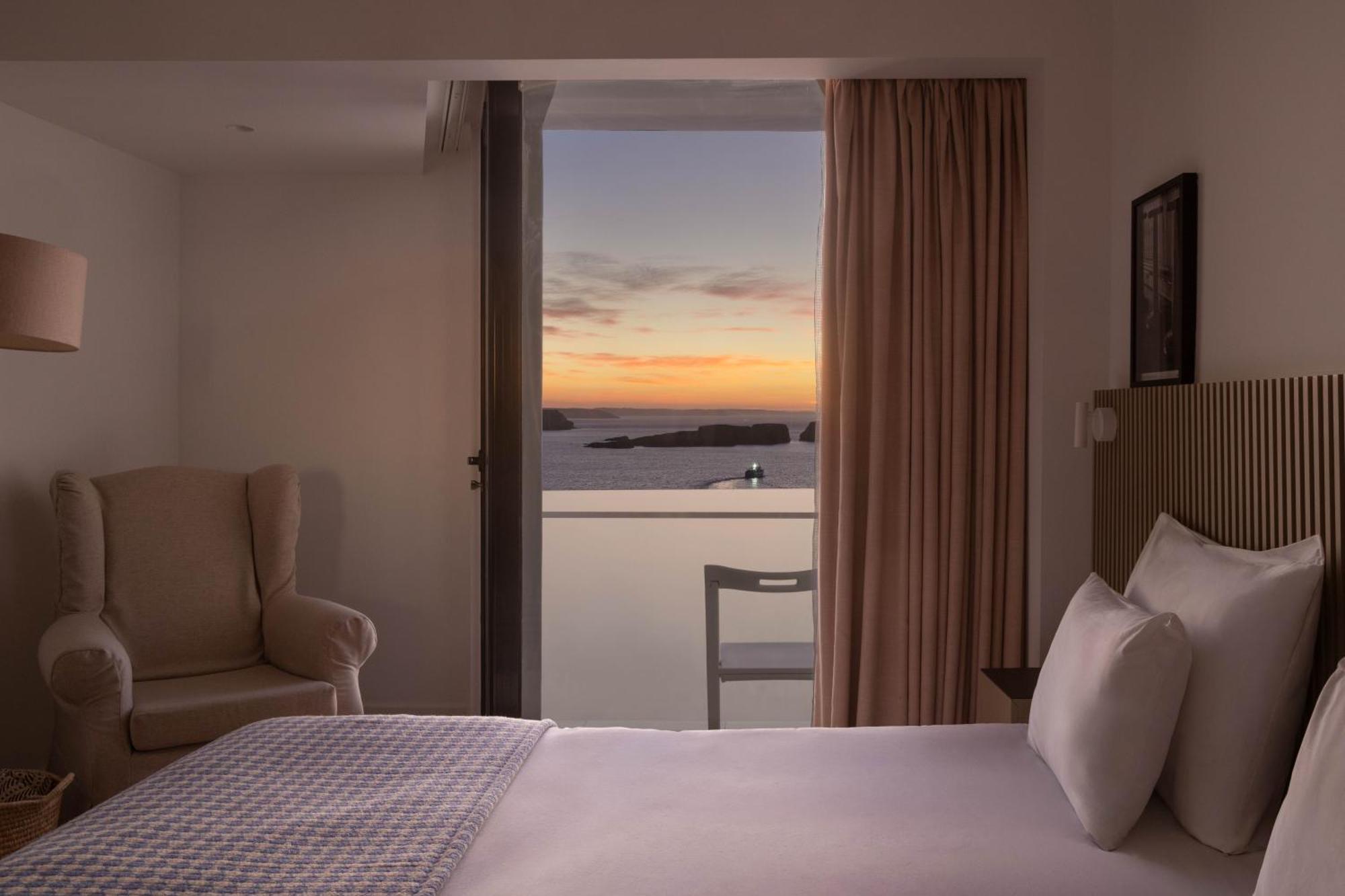 Double Room Front Sea View