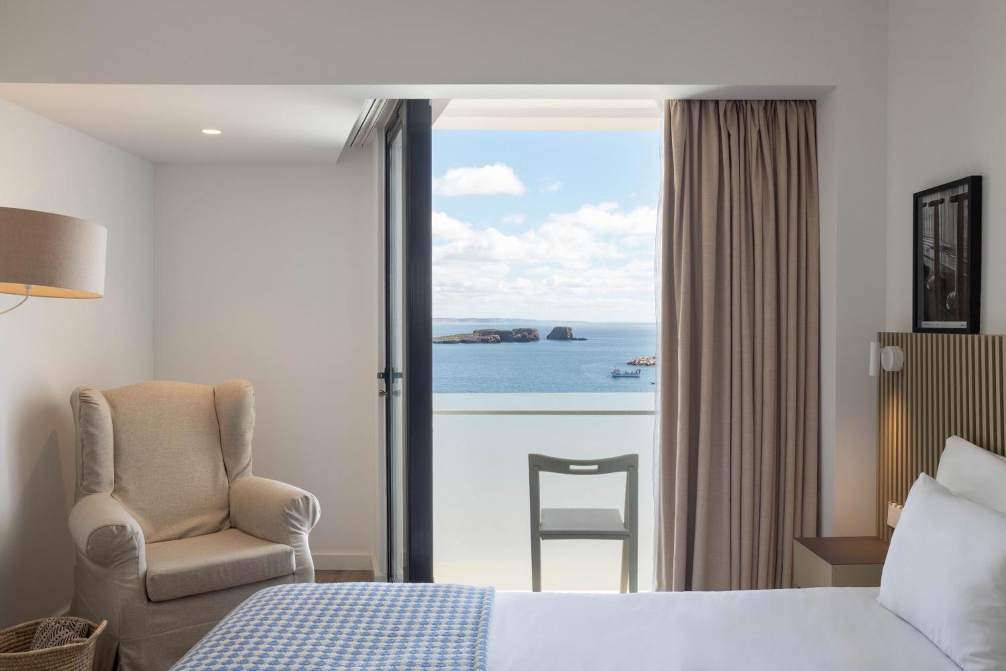 Double Room Front Sea View